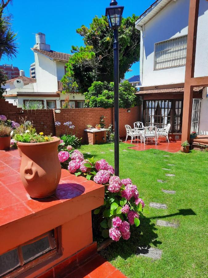 Posada De La Villa Villa Gesell Eksteriør billede