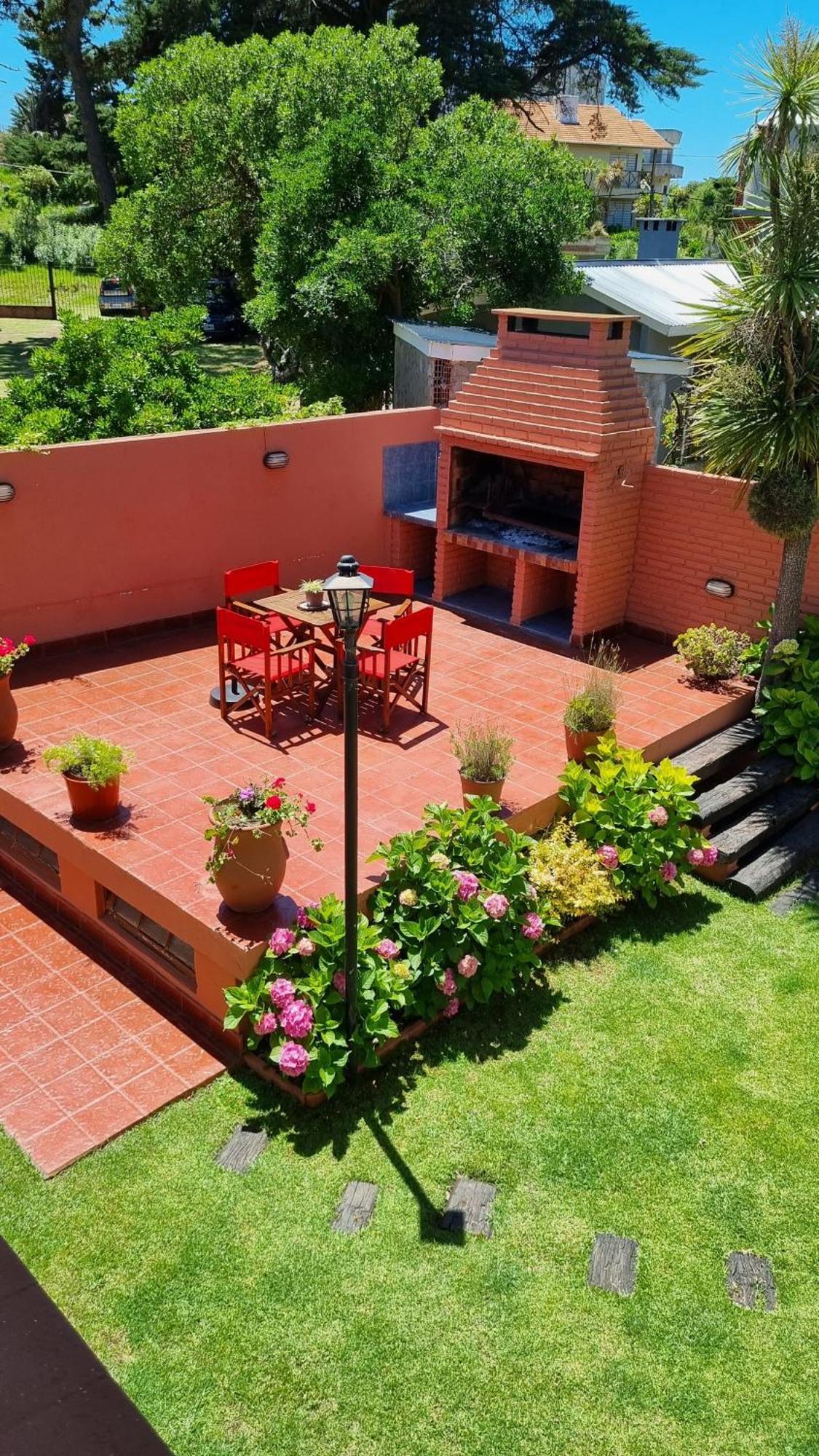 Posada De La Villa Villa Gesell Eksteriør billede