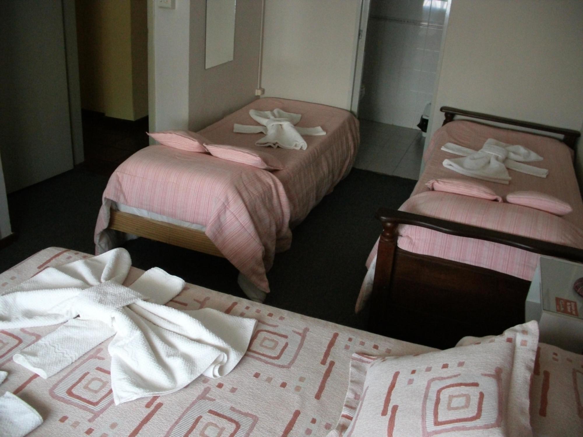 Posada De La Villa Villa Gesell Eksteriør billede